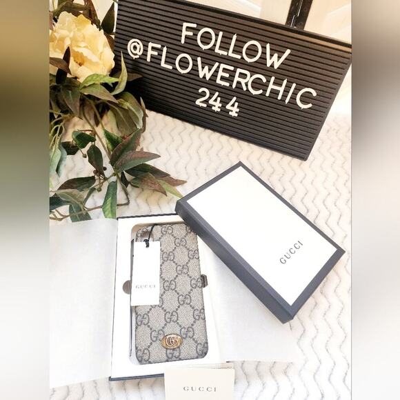 GUCCI CELL PHONE CASE 6 X 3 - Picture 1 of 4